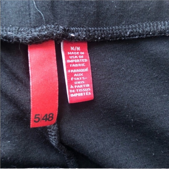 Saks 5th ave Black snake print 2 tone leggings size med - Picture 8 of 8